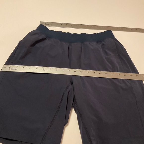 LuLuLemon Pace Breaker Linerless Short 9", Men’s, Navy, Sz L, Like New. - Picture 11 of 12